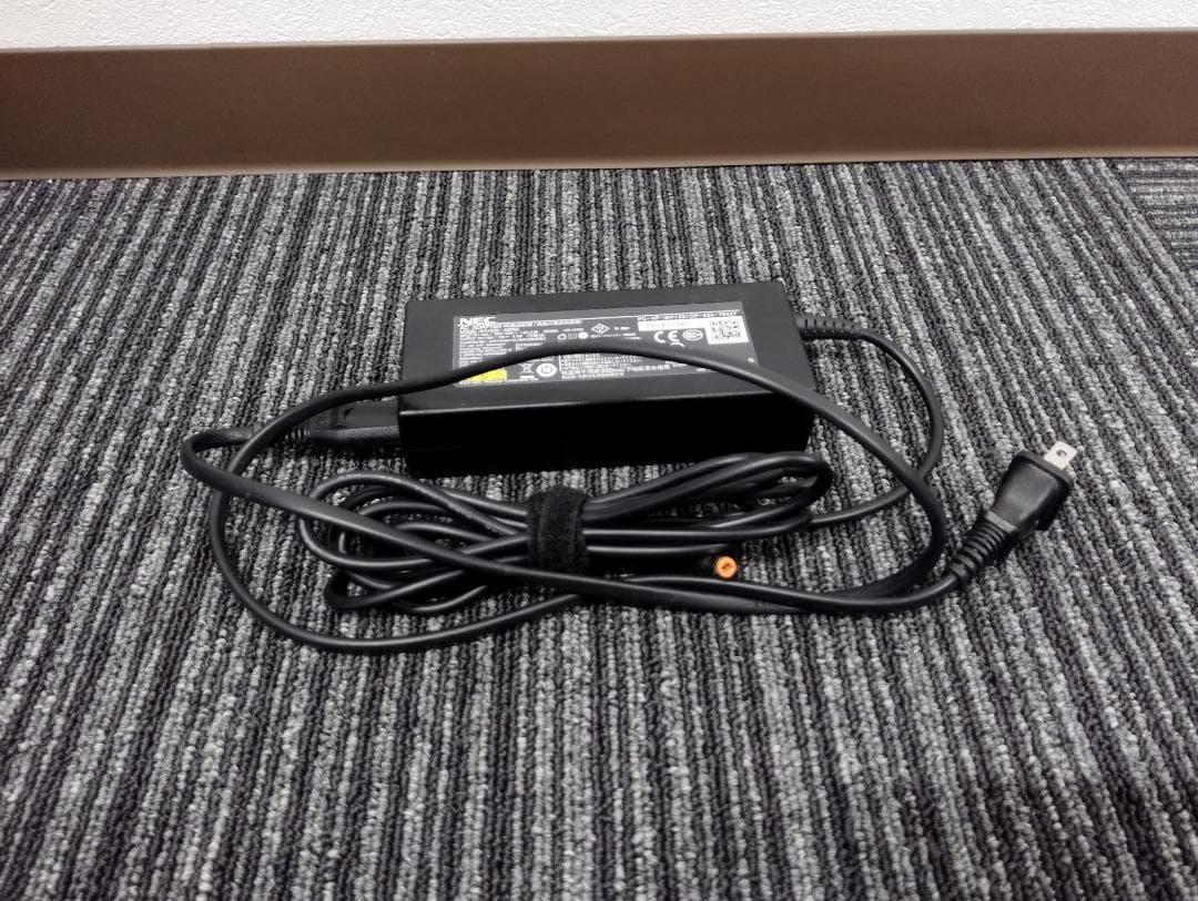 NEC　一体型デスクトップPC　VN770/S