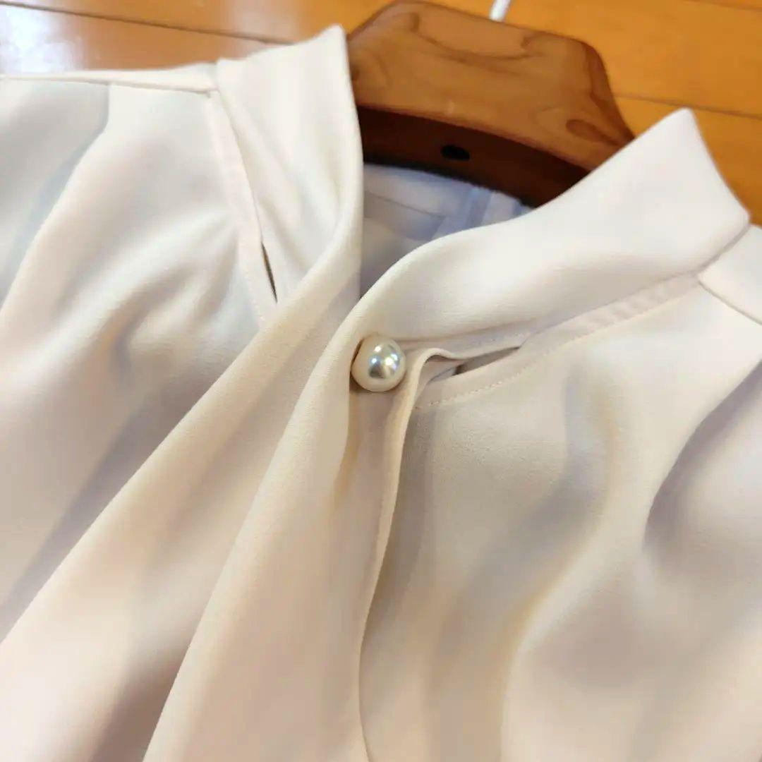 専用レリアン 近年モデル とろみパールボウタイブラウス 11L