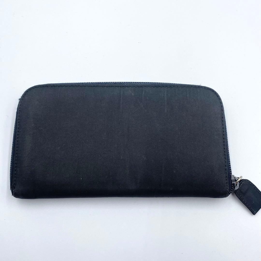 美品　プラダ　PRADA 長財布　ブラック　ナイロン　ラウンドファスナー
