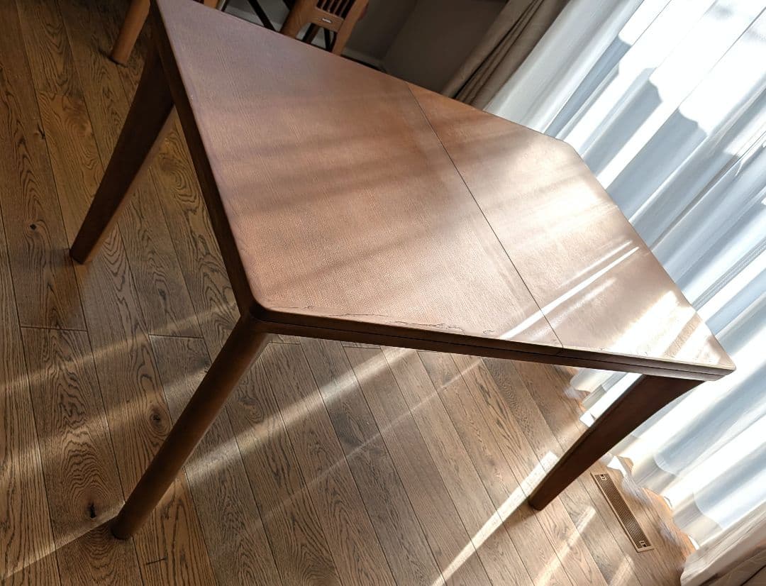 カリモク 木製 伸縮機能付き ダイニングテーブル karimoku 伸長式