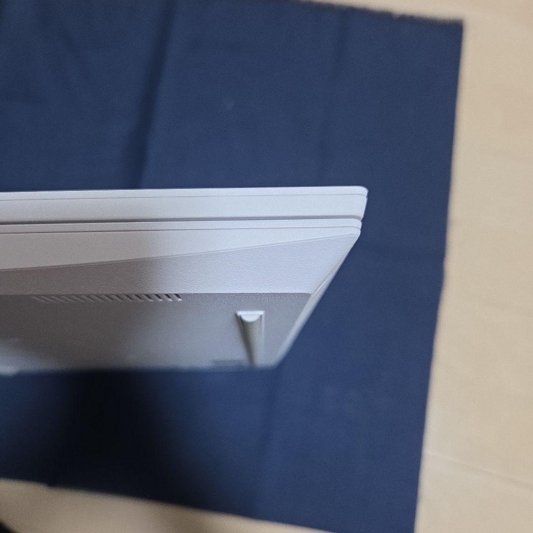 展示品　NEC LAVIE N15 PC-N155EJAW パールホワイト