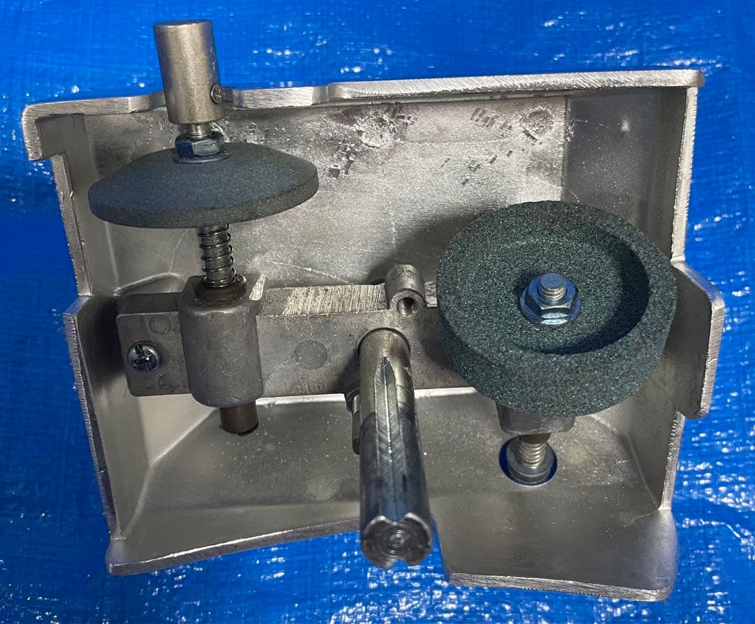 (美品) ミートスライサー TBMS-300N 単相100V-250W