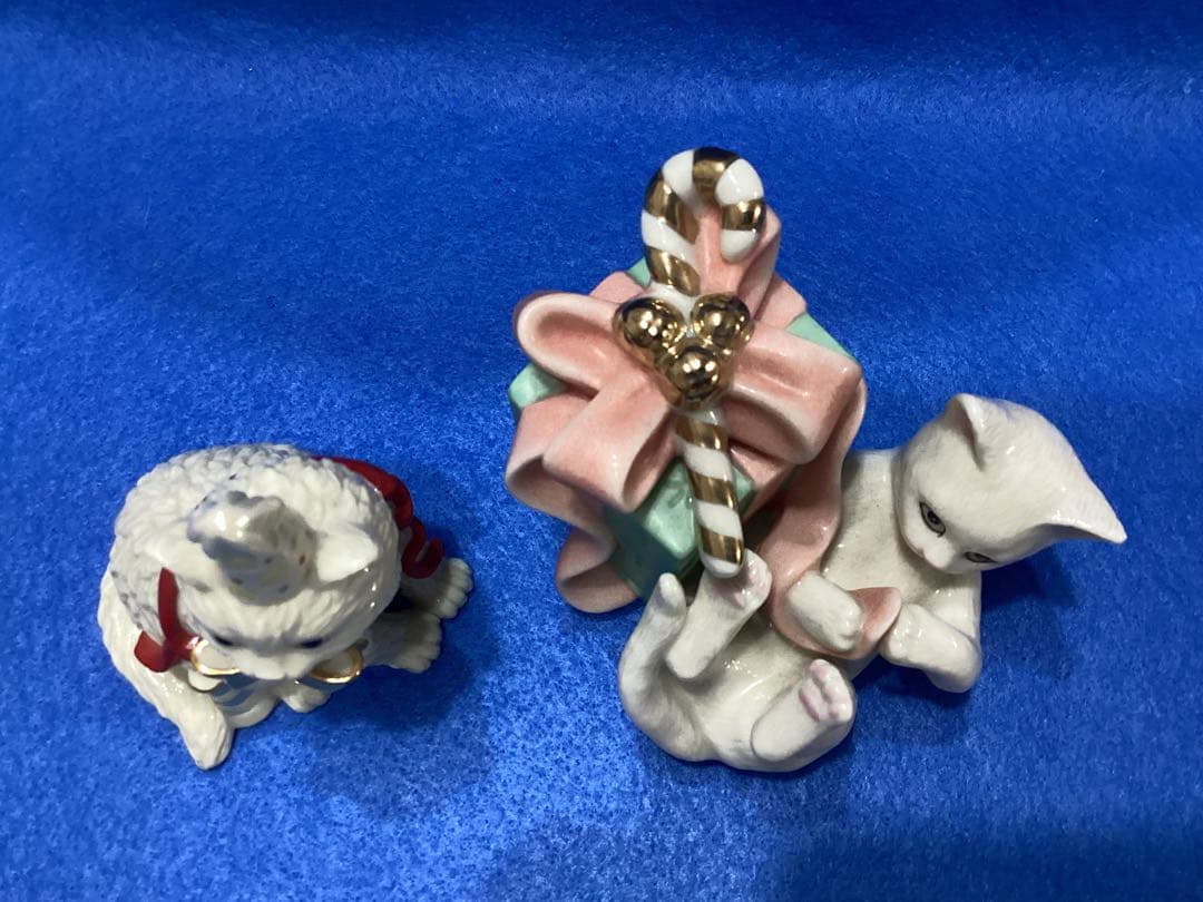 レノックス　フィギュア　フィギュリン　クリスマス　白猫の陶器置物 2点セット