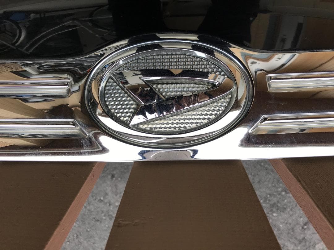 ダイハツムーヴ　LA110S LA100S　ボンネットフード