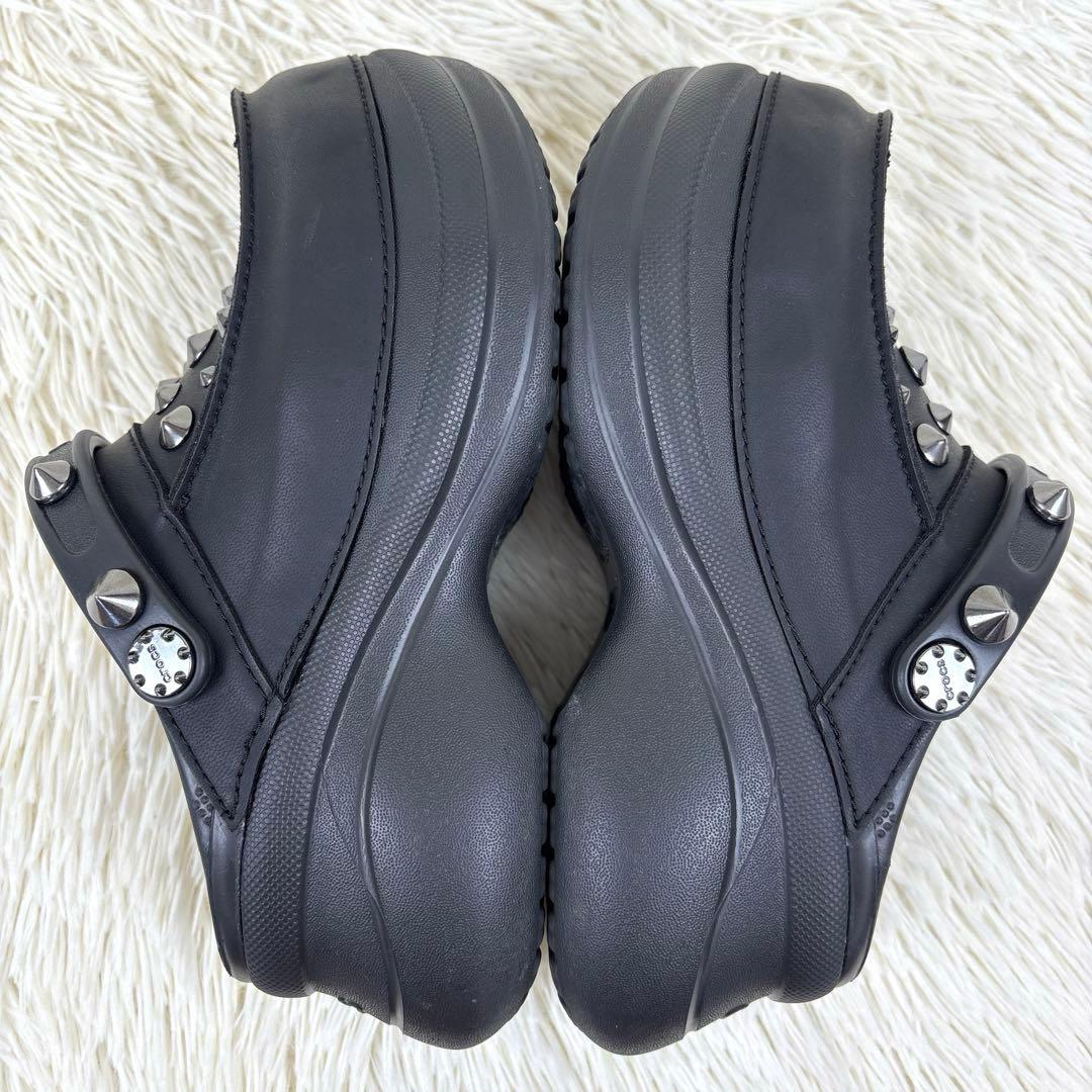 美品、crocs、クロックス、スタッズ、厚底、サンダル、黒