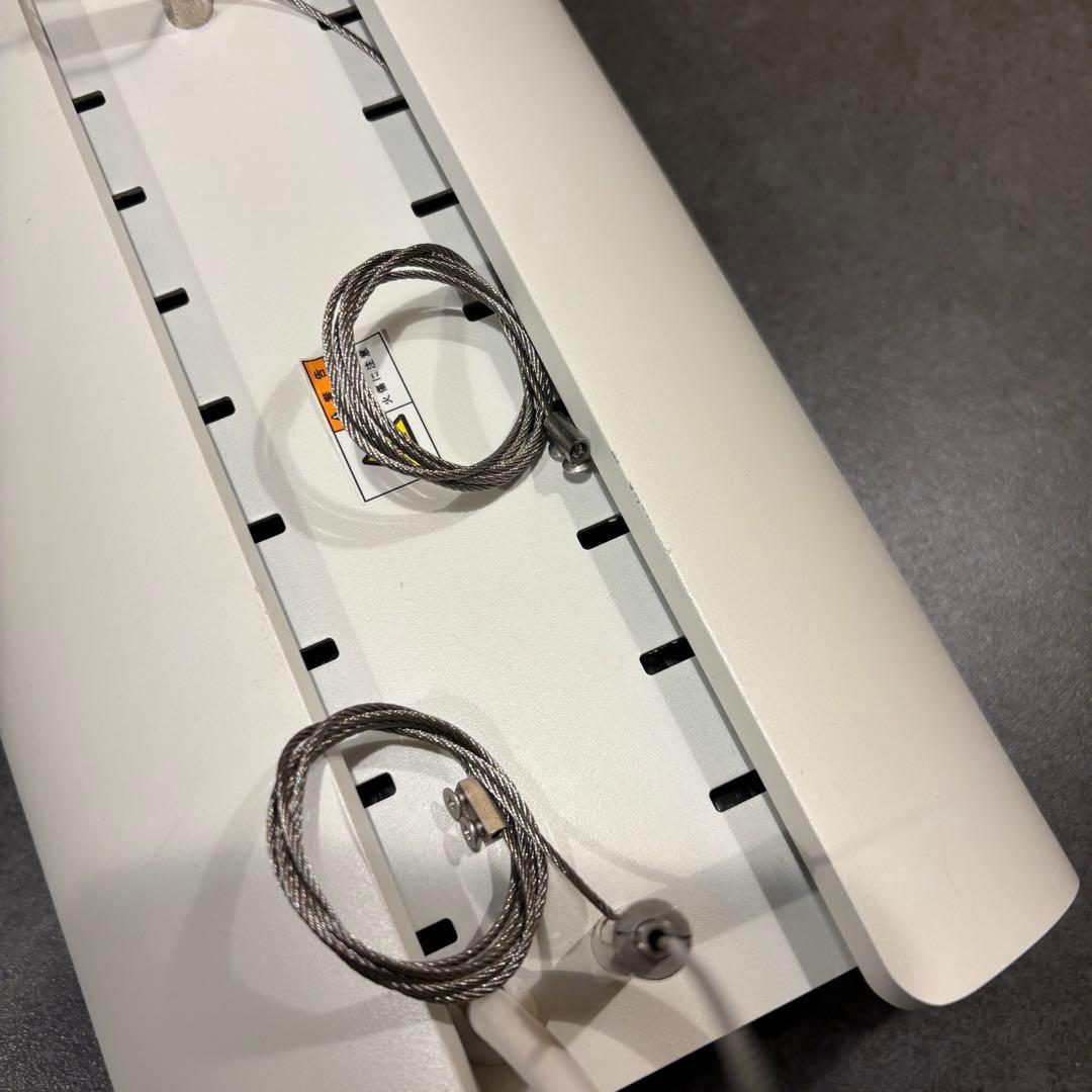 カミハタ　ファンネル2　8000K　水槽用ライト　 ホワイト②