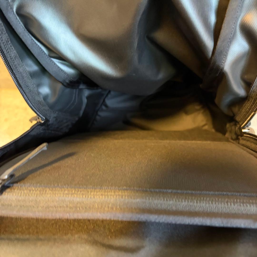 sss777様　アークテリクス　アロー22 最新型　リュック　ブラック