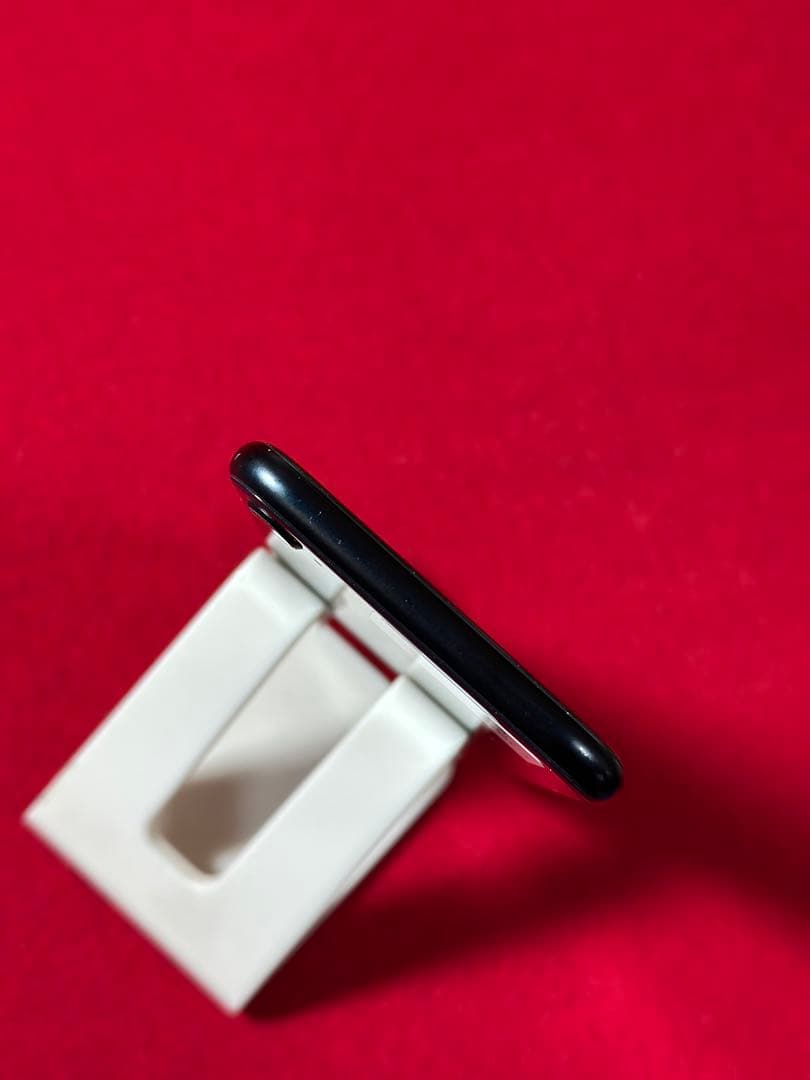 【4402】iPhone SE3第3世代ミッドナイト 128GB simフリー