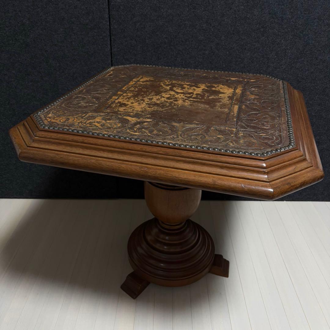 ブラジル製　西洋　アンティーク　サイドテーブル　ヴィンテージ　革張り　飾り台