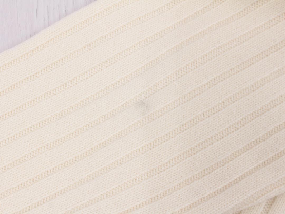 ▲専用 ブルネロクチネリ カシミヤ 100％ ジップアップセーター ホワイト系