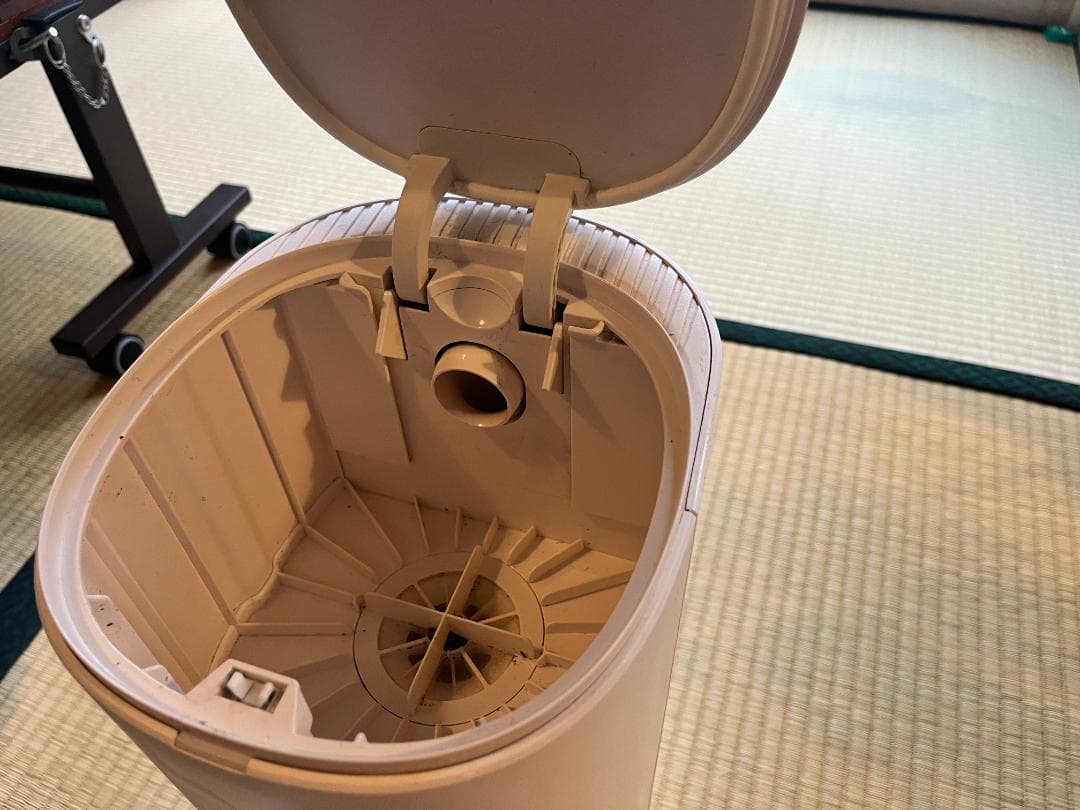 ECOVACS DEEBOT N8+　ロボット掃除機 水拭き対応