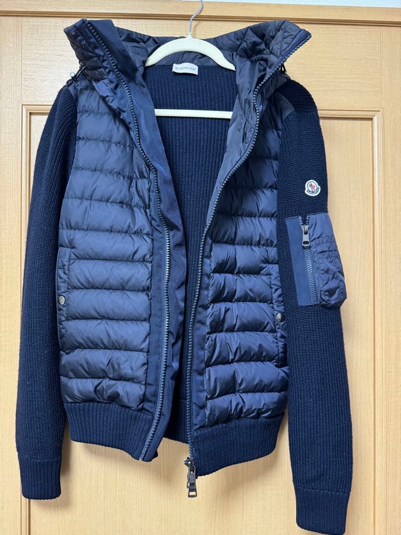 @Tomo　DIORジップ付きショルダーバッグ　モンクレ　ニットダウン