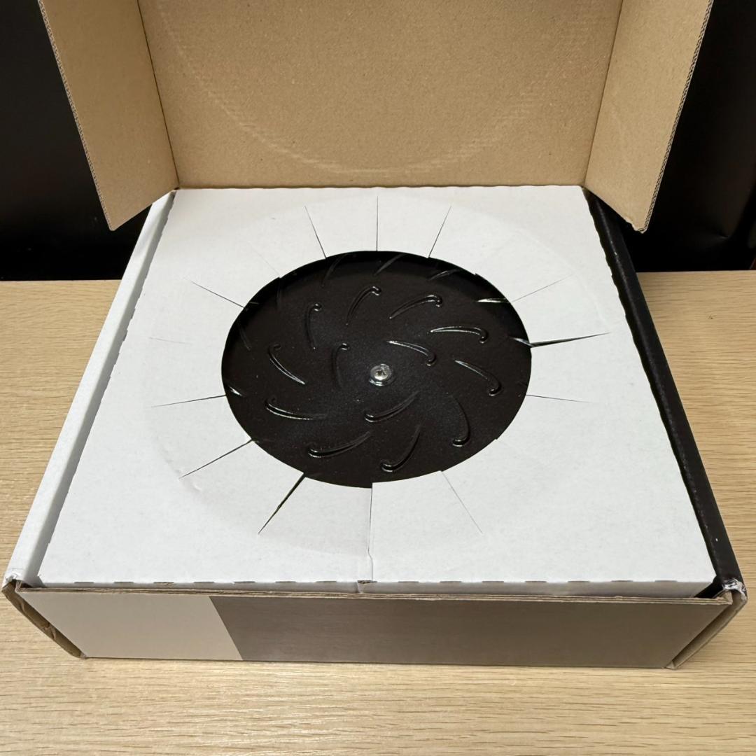 ★未使用　STAUB　ブレイザー　スノーフレーク　ホーロー鍋　24㎝　ホワイト