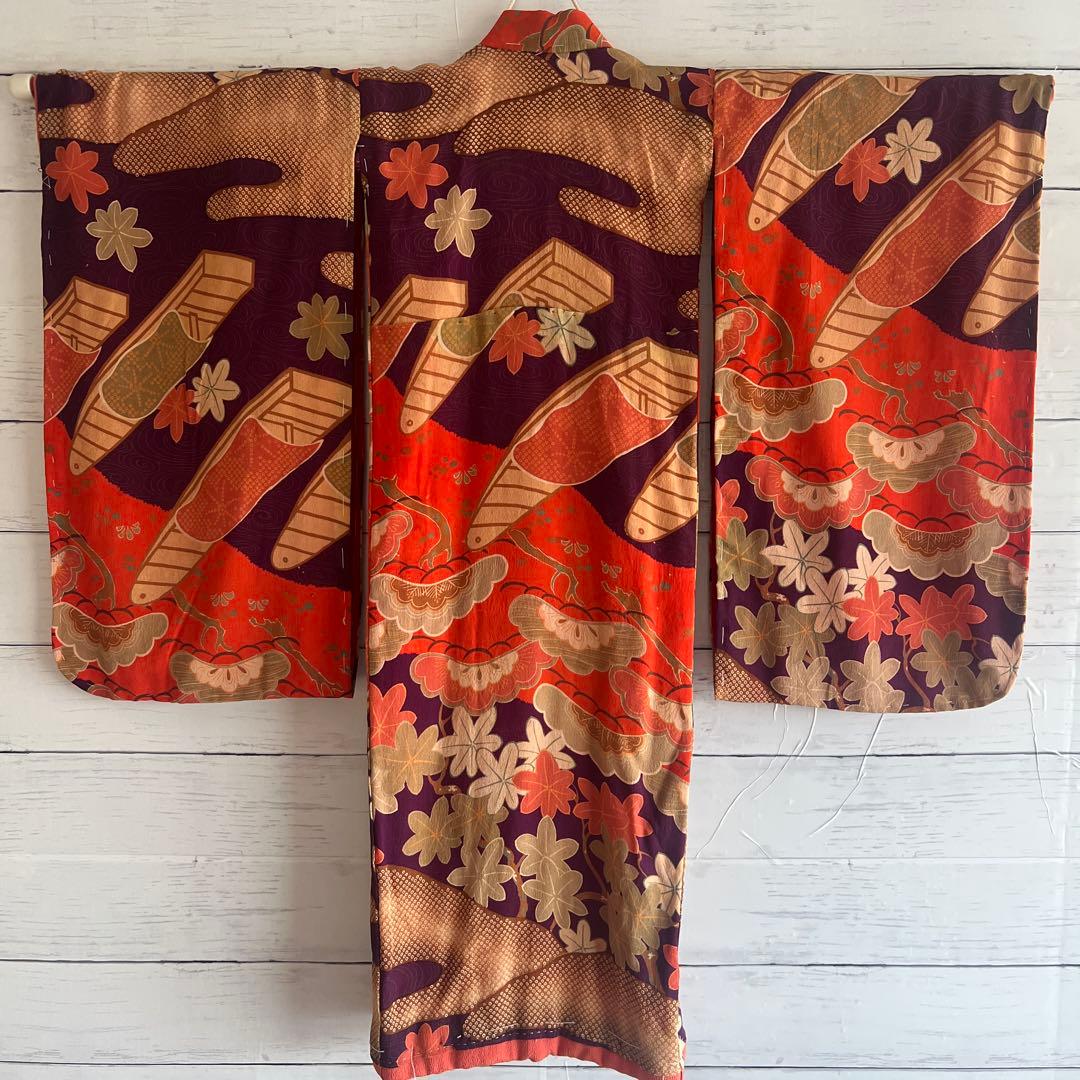 5995◆アンティーク女の子着物時代物縮緬紫朱セピア松楓舟時代古裂品格ある逸品