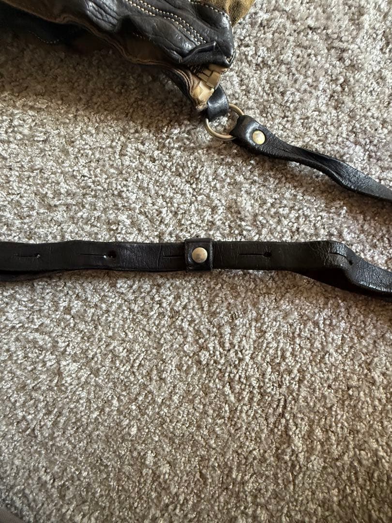 Delle Cose 激レア レザー切替　ミリタリーショルダーバッグ