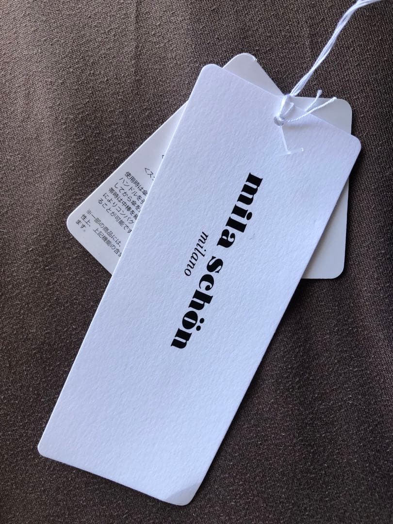 新品　Mila Schon 晴雨兼用傘　折りたたみ日傘　フリル ネイビー✖️ピンク