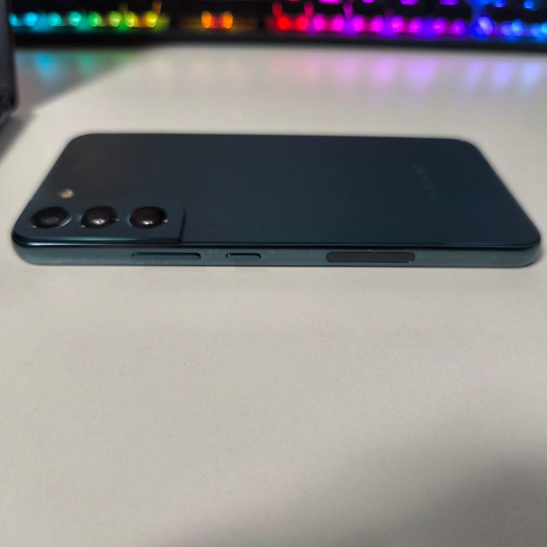 Galaxy S22 Plus SIMフリー 256GB SM-S906U1