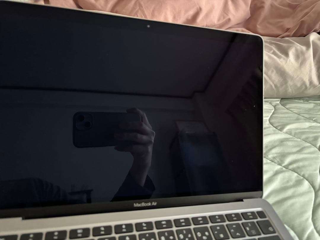 【極美品】macbook air M1 8gb 256gb