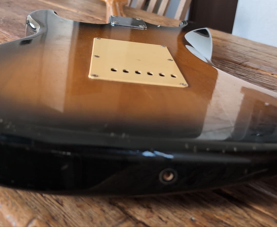 Fender Stratocaster サンバースト