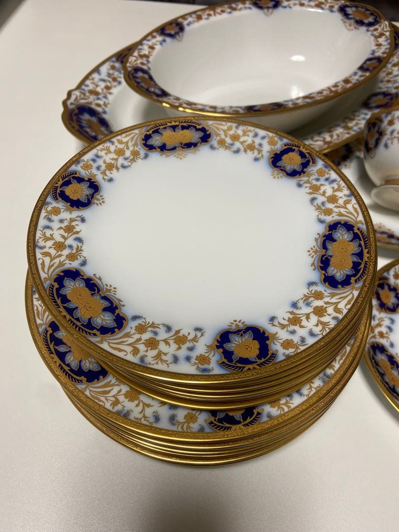 大倉陶園リミテッドエディション　金彩桜