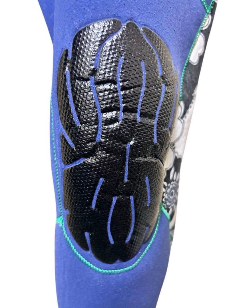 サーフィン　ウェイクボード　ドライ　セミドライ　リキッドフォース　オニール