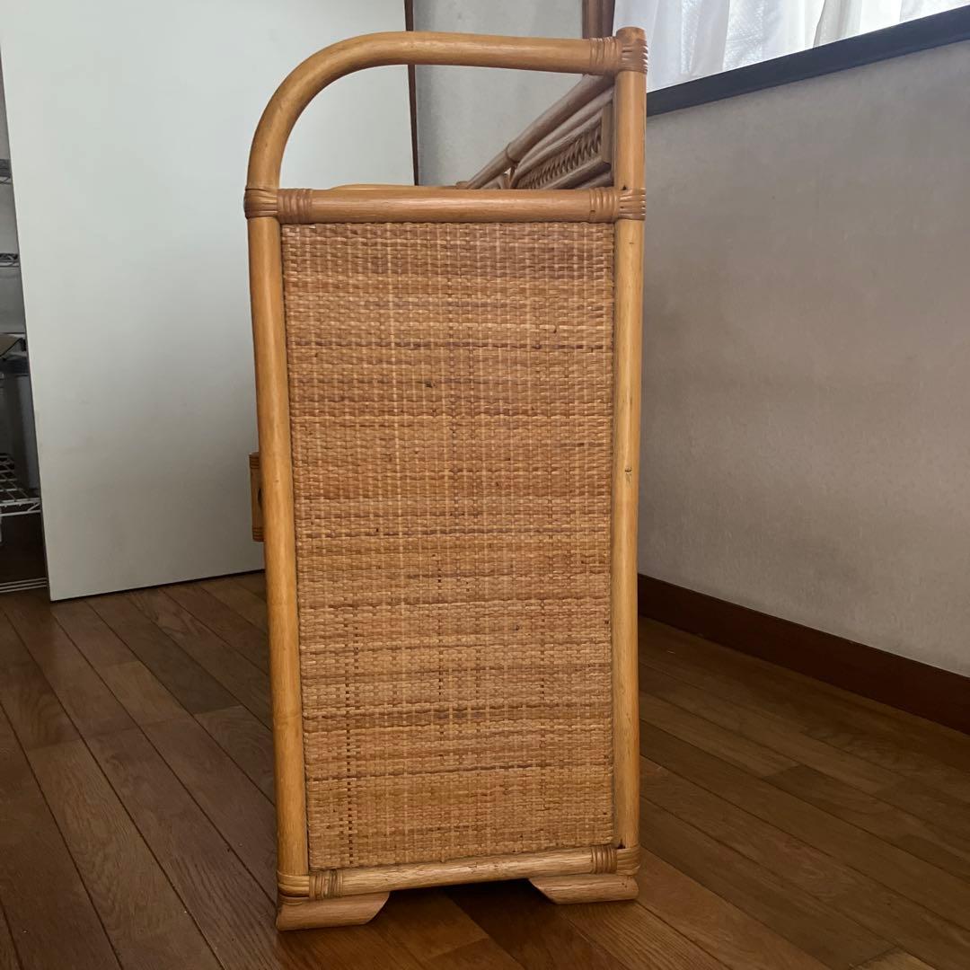 ラタン ガラスキャビネット