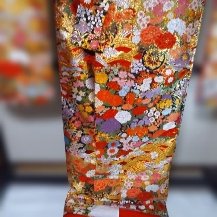 色打掛 花柄 金糸唐織りM