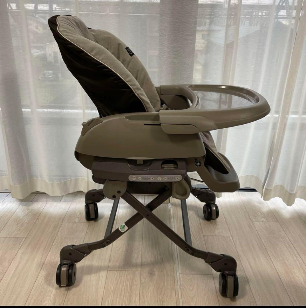 【良品】Combi コンビ　ネムリラAT BEDI オートスイング　電動