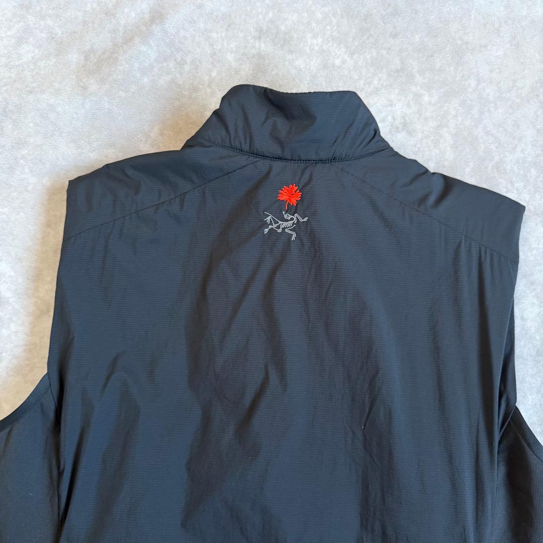 アークテリクス アトムベスト 企業ロゴ 始祖鳥 M ブラック