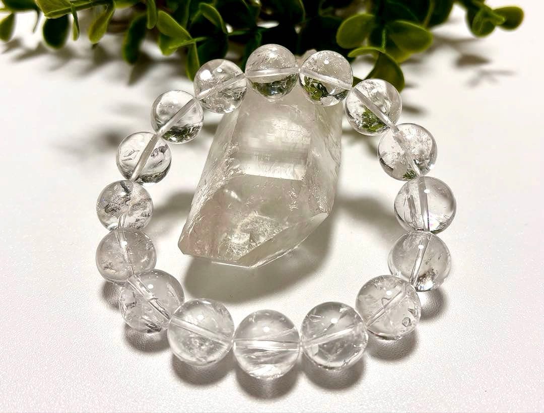 究極品質　超希少幻の逸品　ヒマラヤ最高峰のパワー　幻の虹と雪のマニカラン水晶