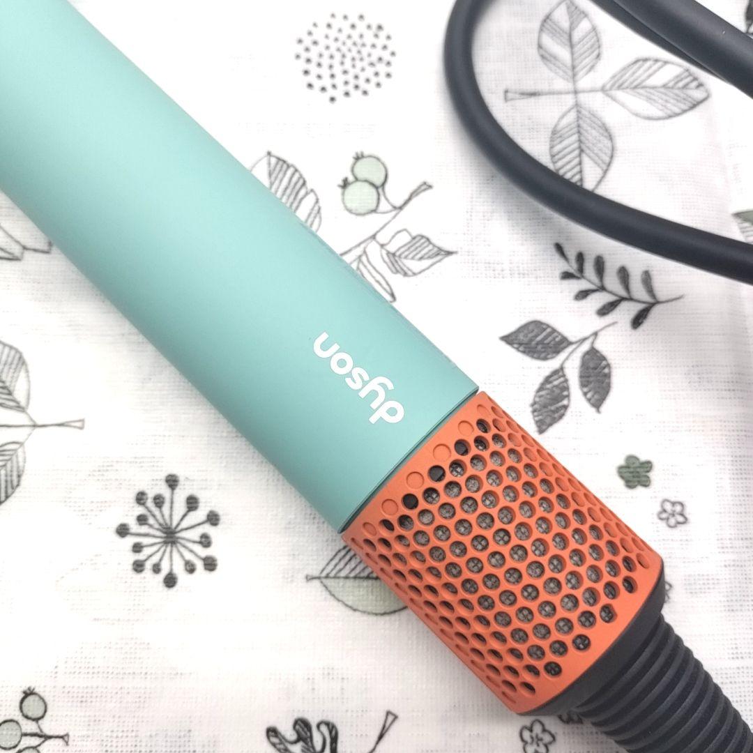 新品同様⭐️最新モデル ダイソン ドライヤー HD17 Dyson