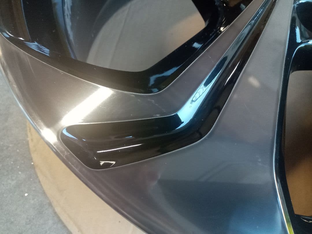 ジェイド純正１８インチホイール