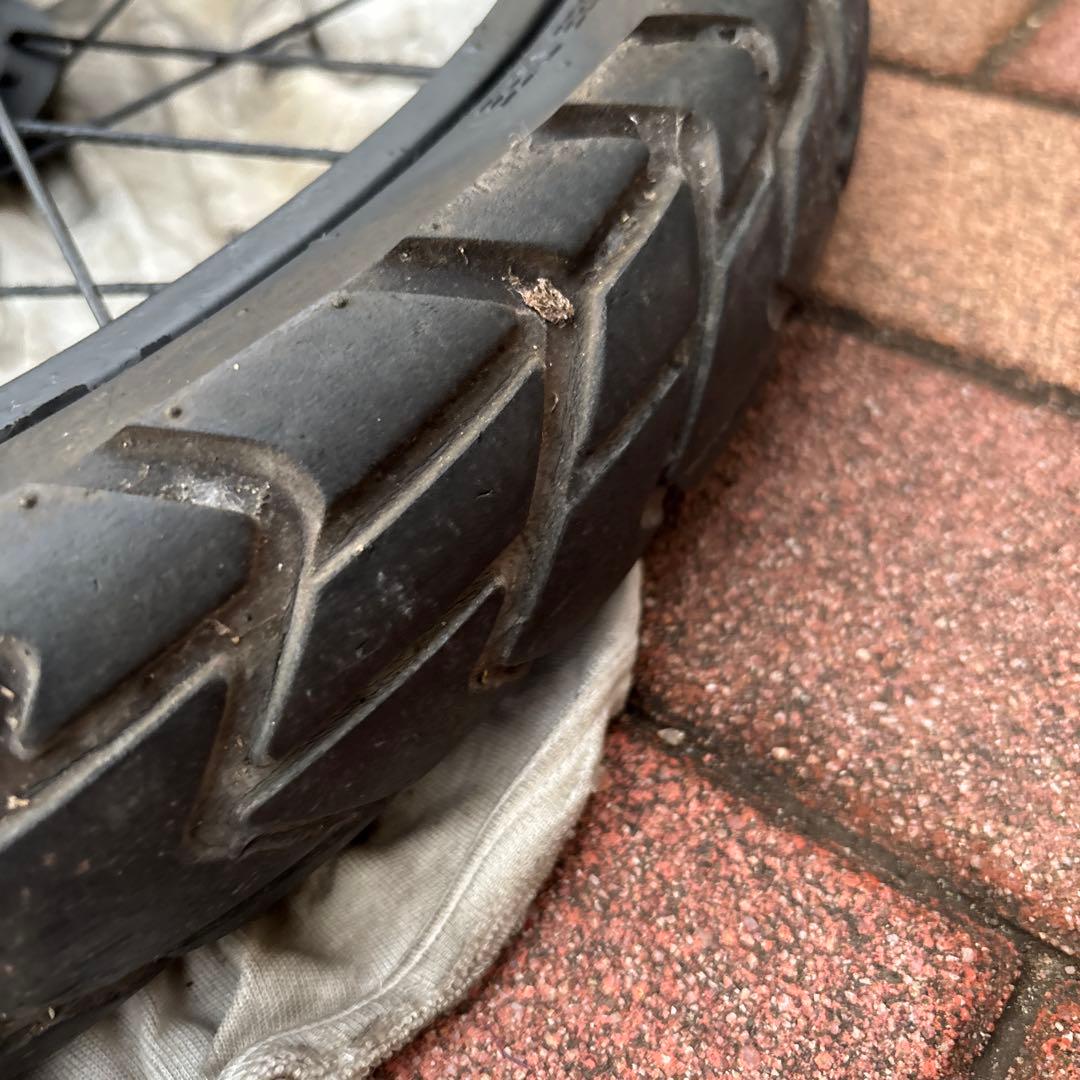 スーパーカブ　90 スタンダード　取り外し　前後タイヤ　ブロックタイヤ　バリ山