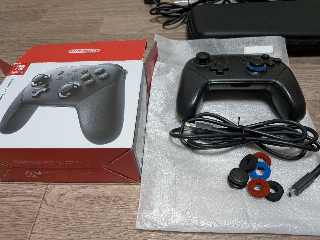 Nintendo Switch 本体 +スマブラSP+スプラトゥーン2+プロコン