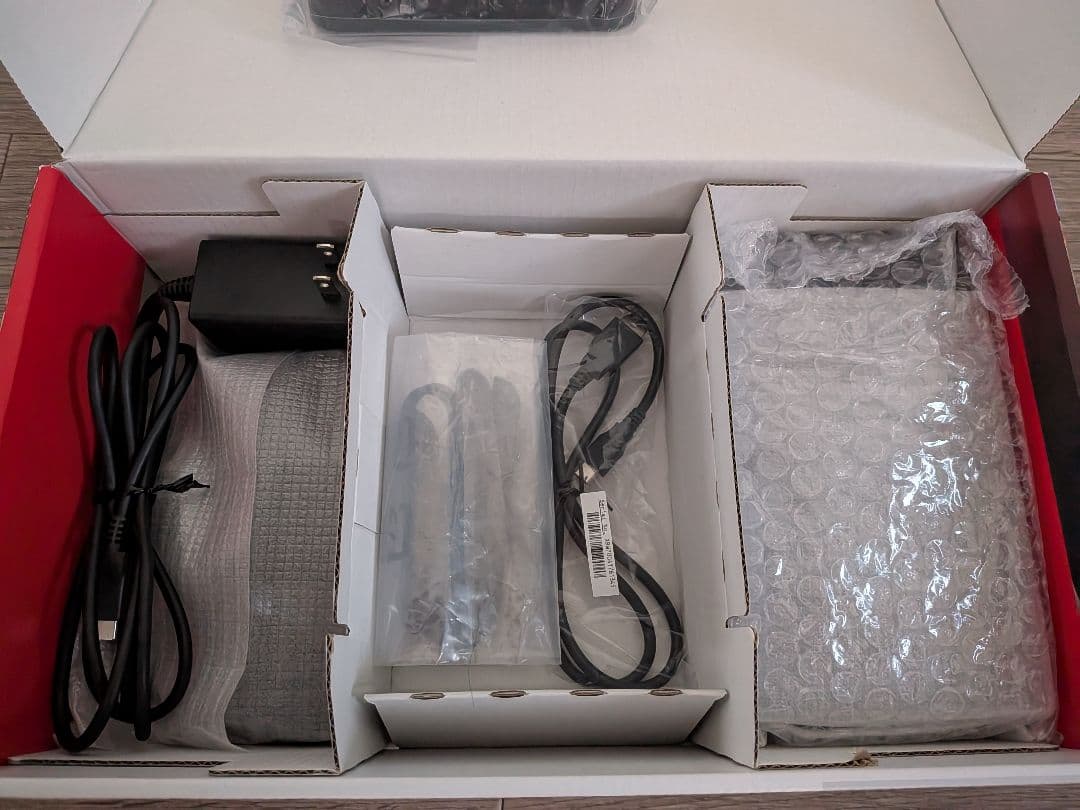 Nintendo Switch 本体 +スマブラSP+スプラトゥーン2+プロコン