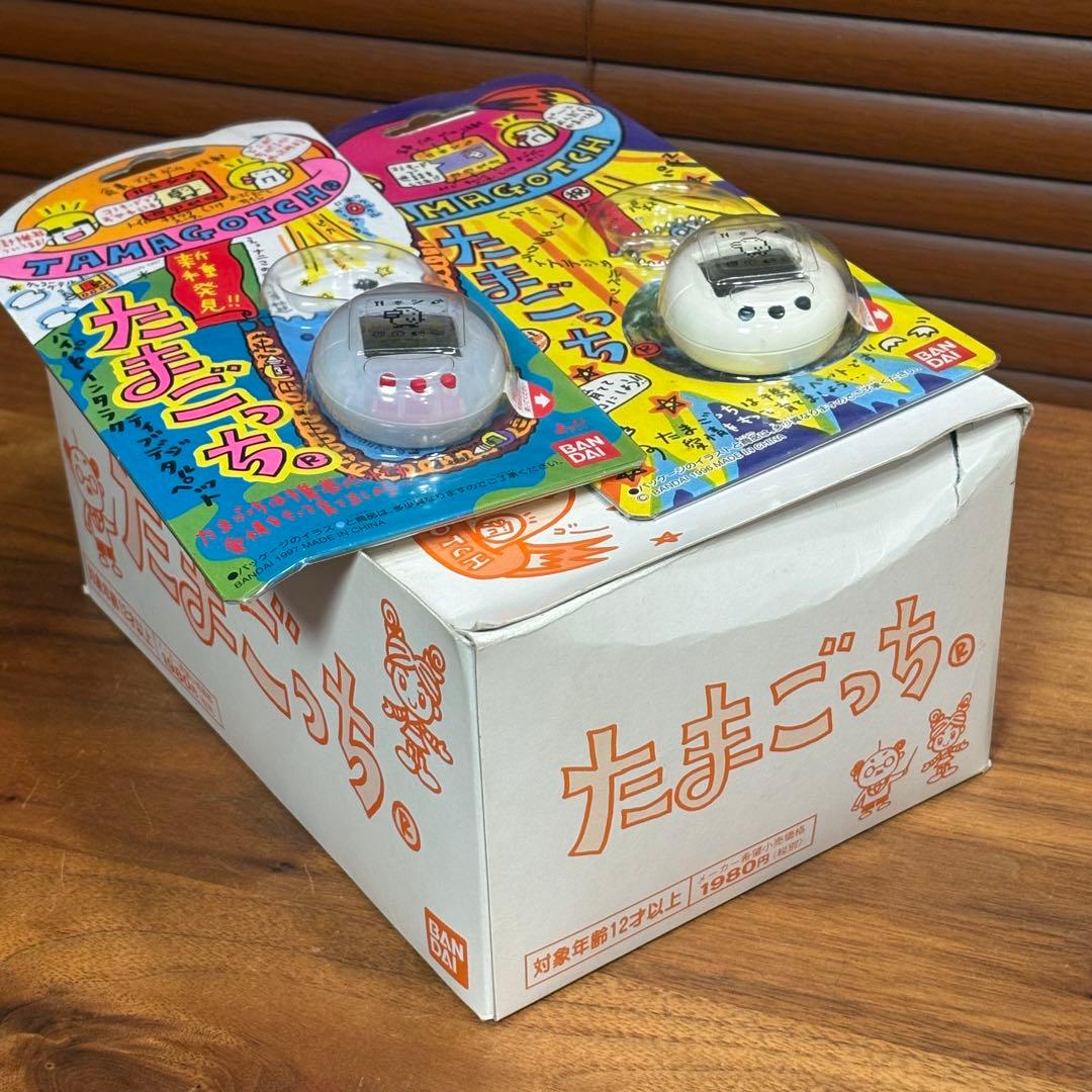 当時物箱付☆新品☆1996年☆初代たまごっち他セット