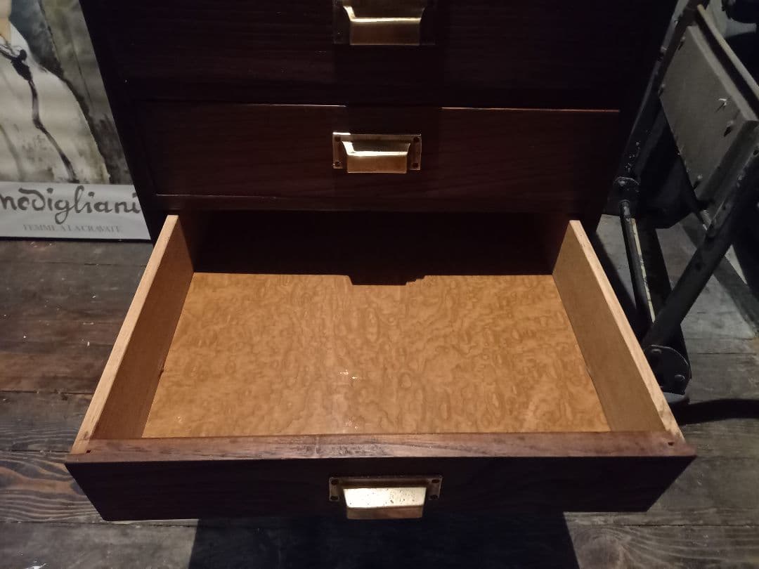 1950's　ヴィンテージ　ドロワー　欅　無垢材　継ぎ組み　細工　真鍮　金具