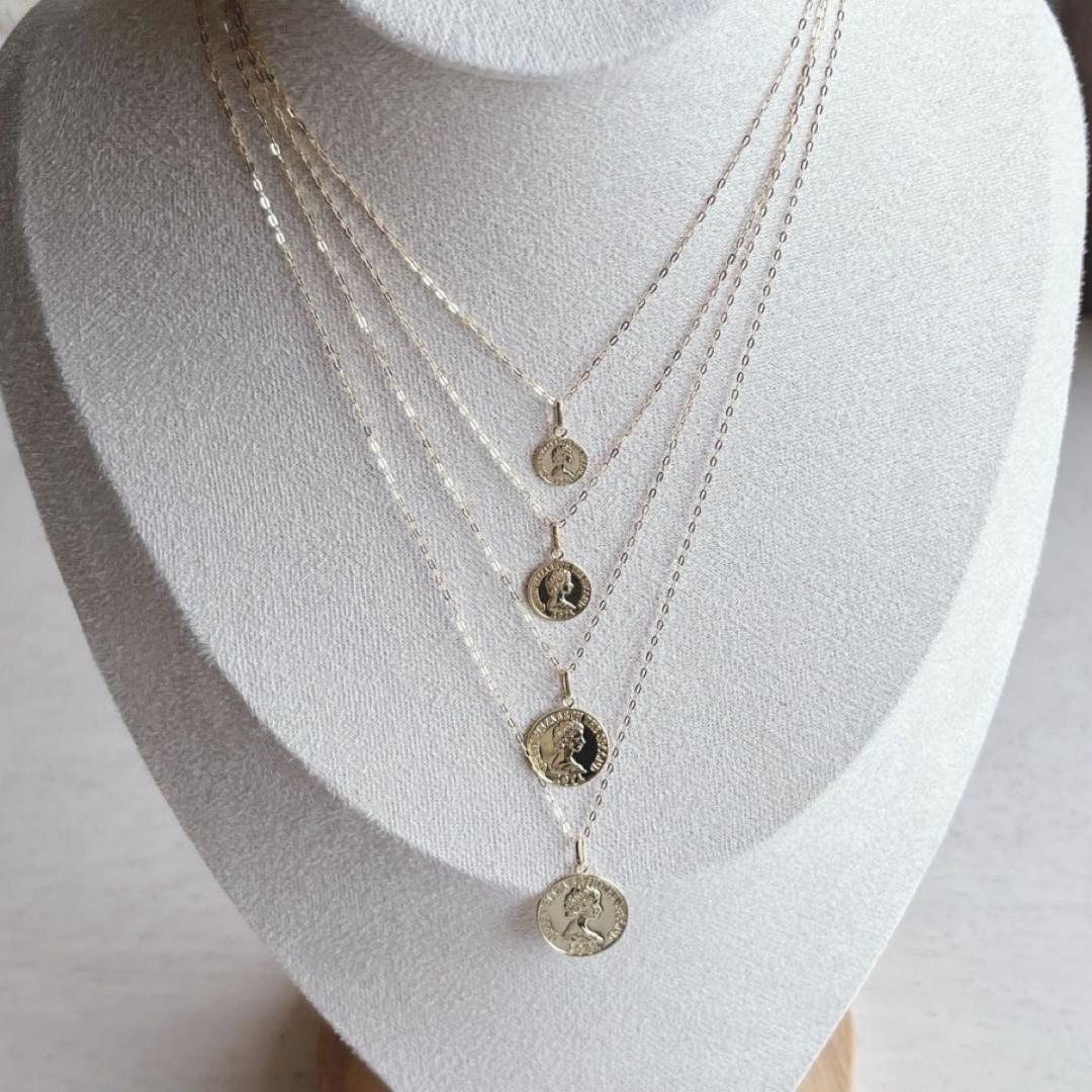 K18 18K  トップ ネックレス ゴールド エリザベス 刻印 新品