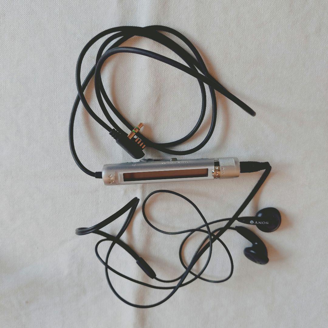 スピーカー付き　ポータブルMDプレーヤー　SONY　MZ-E810SP