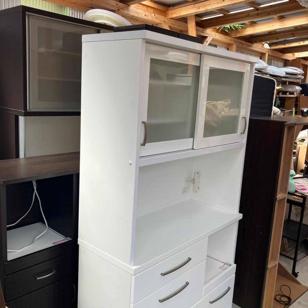 【福岡市　市内近郊限定】ニトリ 食器棚 ホワイト ガラス扉 配送設置無料♬