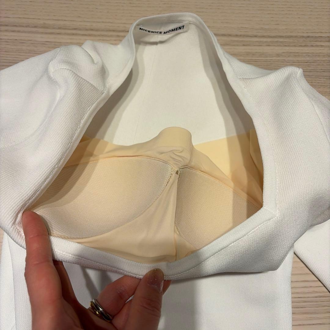 ナイスナイスモーメント スクエアネックシェル