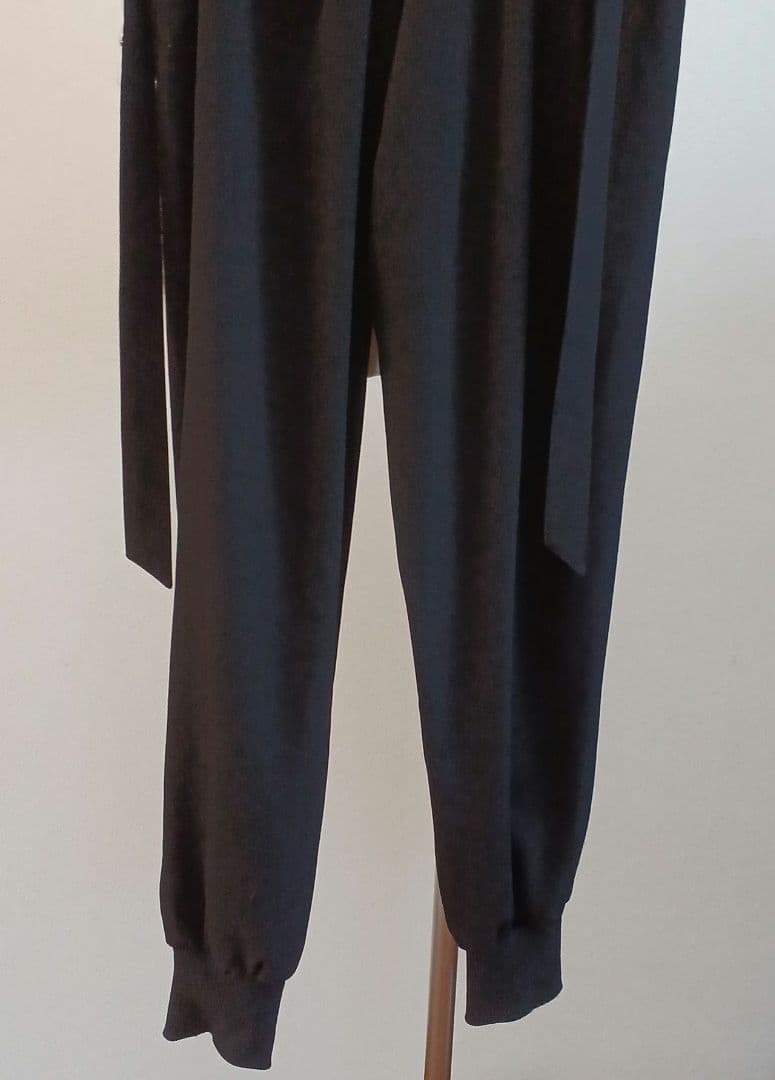 andrea&co　CHAIN SUSPENDER JOGGER PANTS