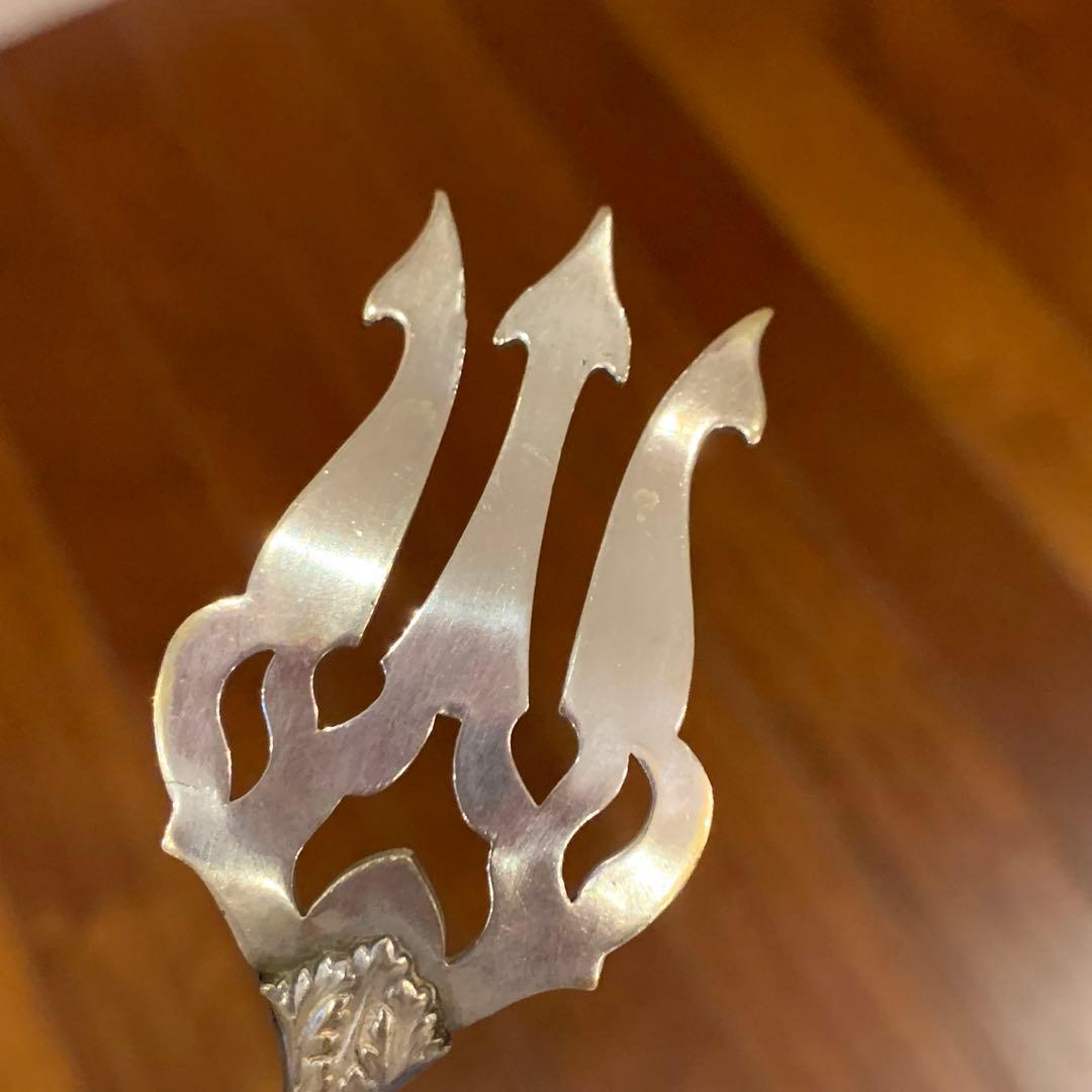 フランスアンティーク　リボンモチーフ★シルバーのラザニアスプーン