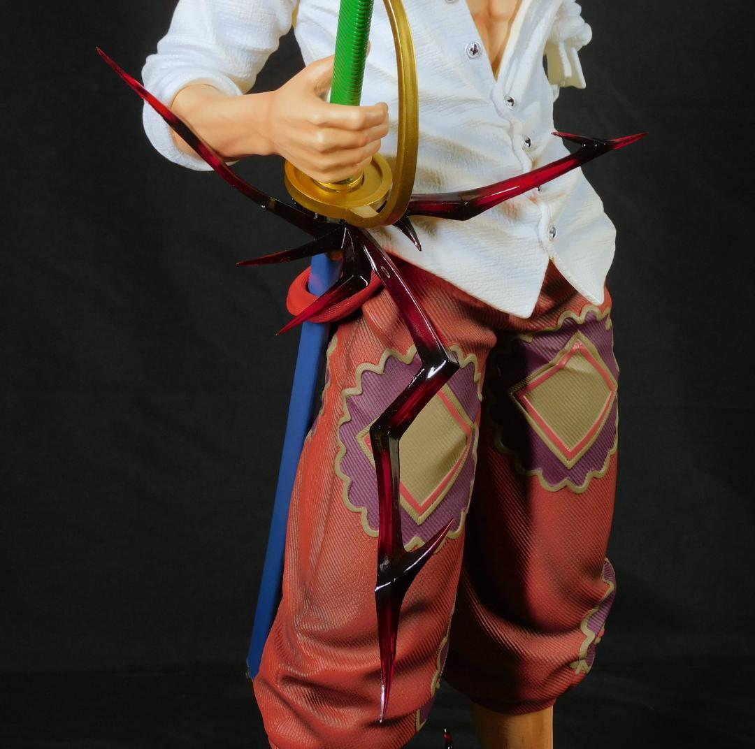 送料込み　四皇 赤髪のシャンクス　1/3、70cm　フィギュア　ワンピース