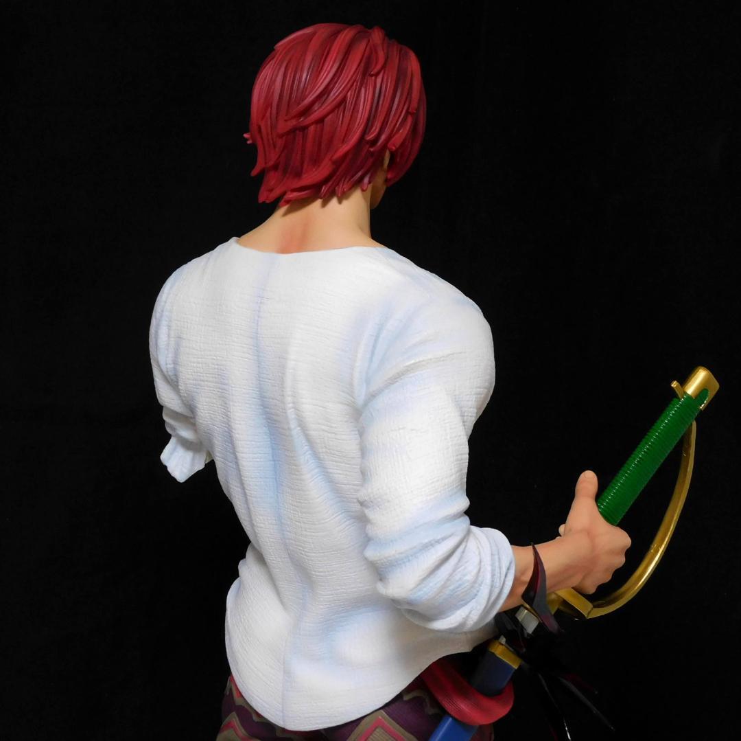 送料込み　四皇 赤髪のシャンクス　1/3、70cm　フィギュア　ワンピース