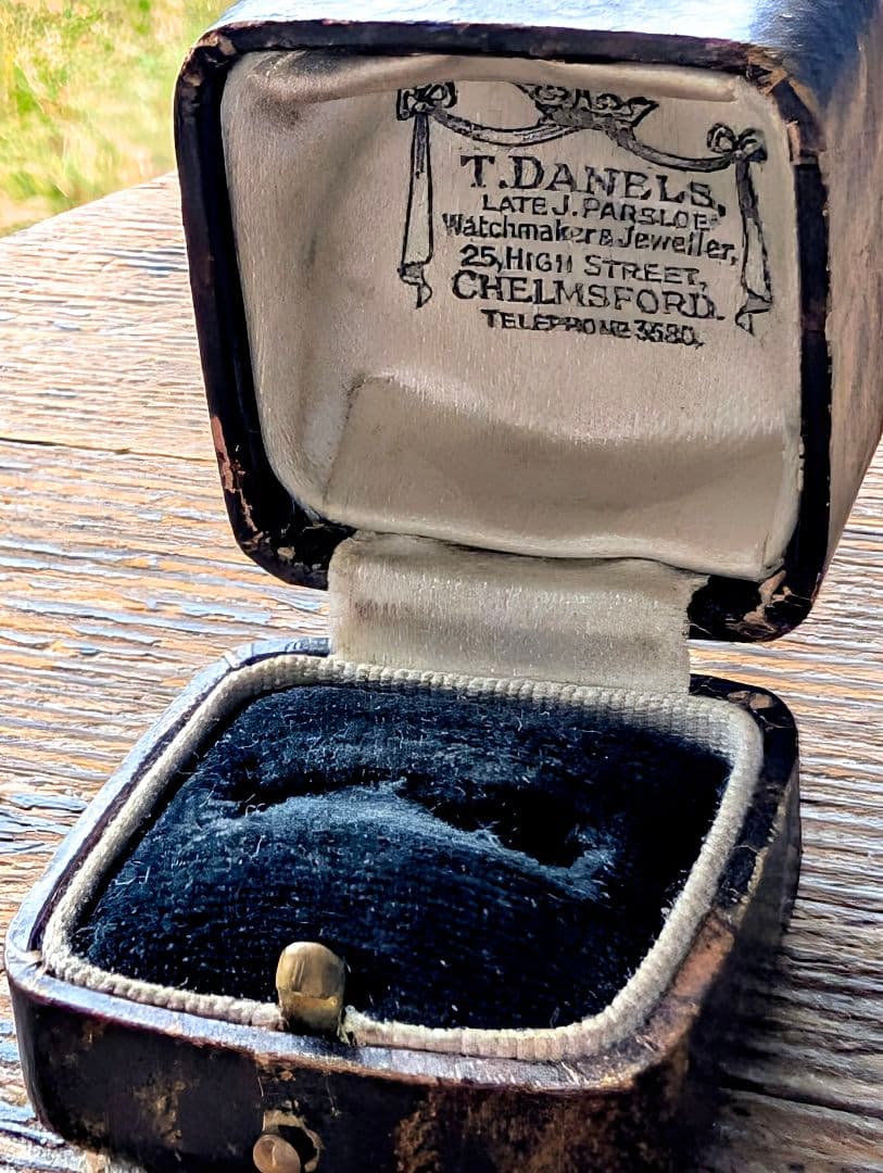 英国アンティーク　リングケース　ヴィクトリアン初期 ✨️ビンテージミニチュア椅子