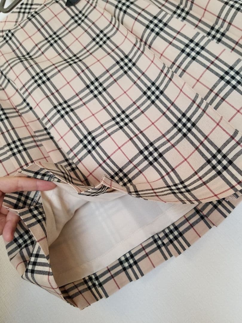 バーバリーセットアップ 未使用近 美品 ベージュ 新品ソックス付 150.160