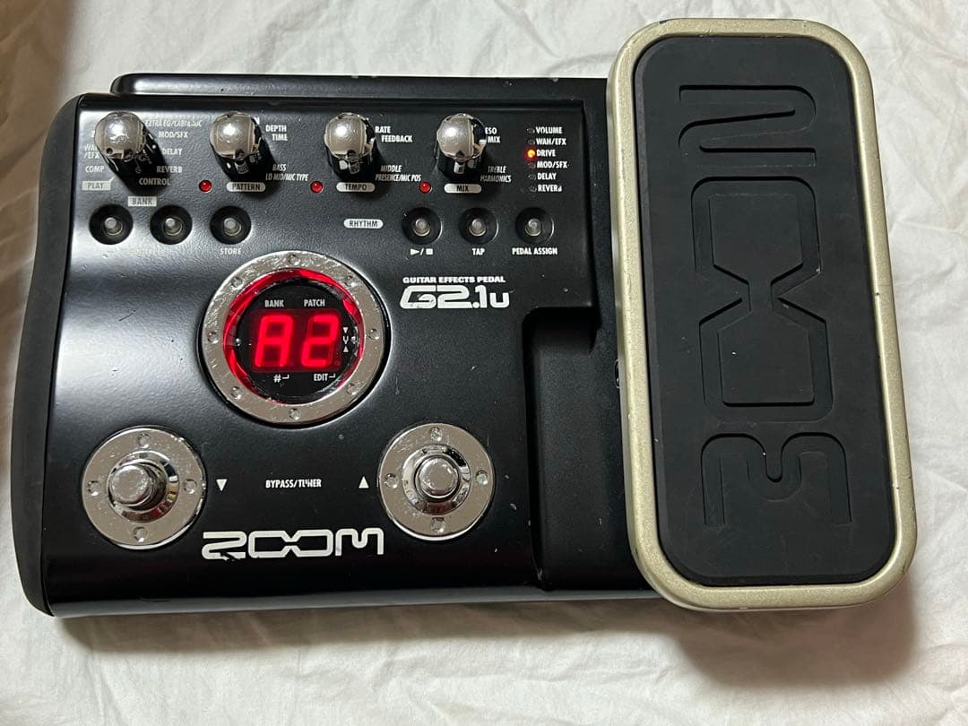 エレキギター　aria pro II selder エフェクター　ZOOM