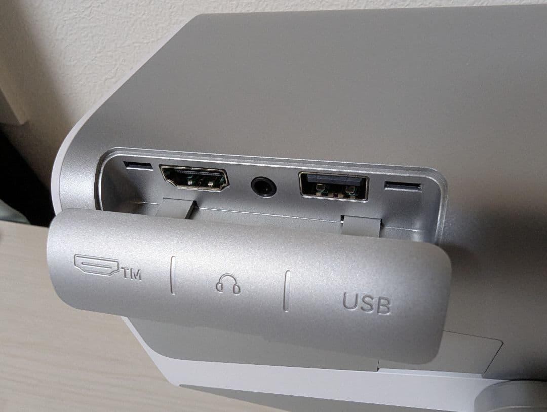 【新品】プロジェクター Netflix／750ANSI／Dolby スピーカー