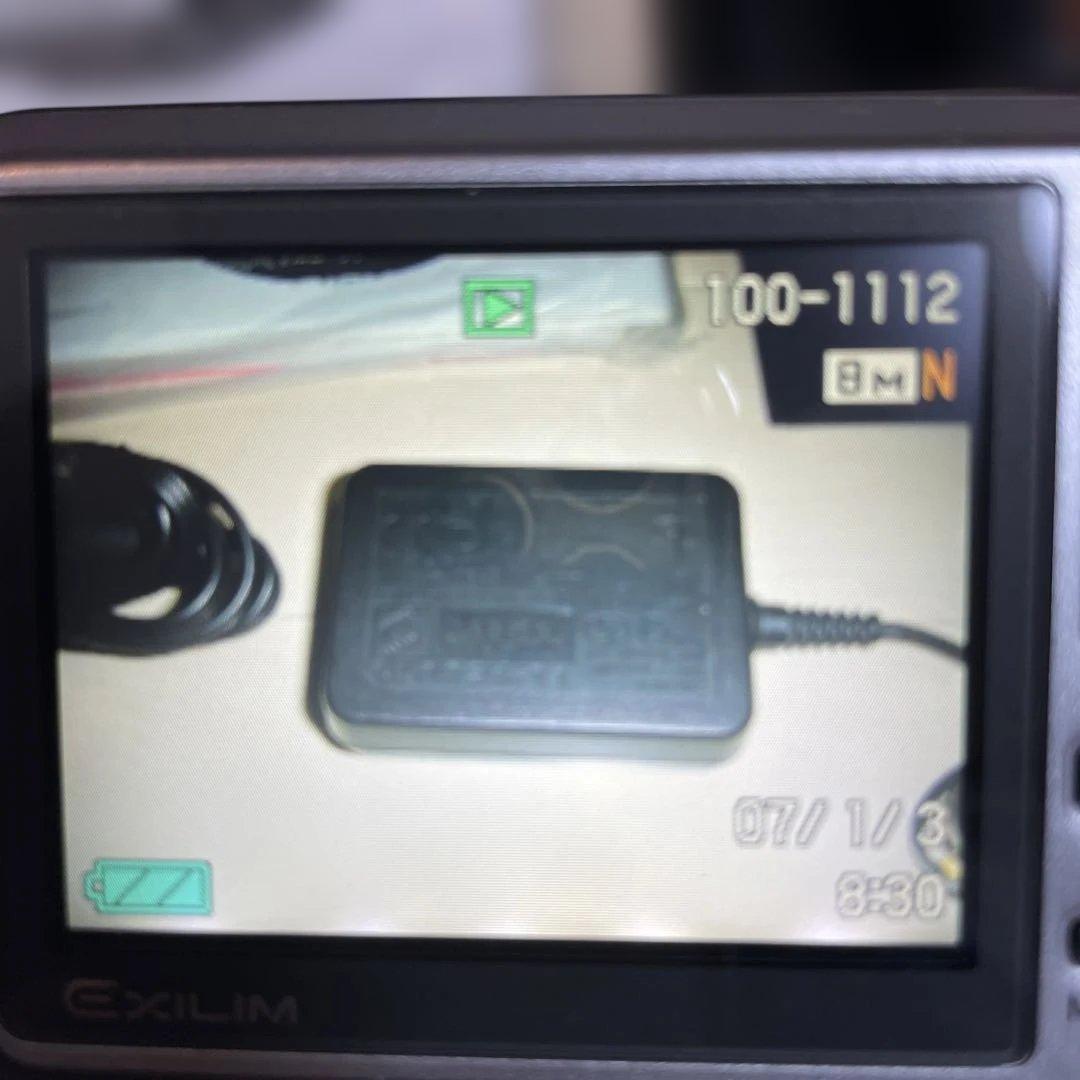 カシオ　EX-V8 デジタルカメラ　コンデジ　撮影可